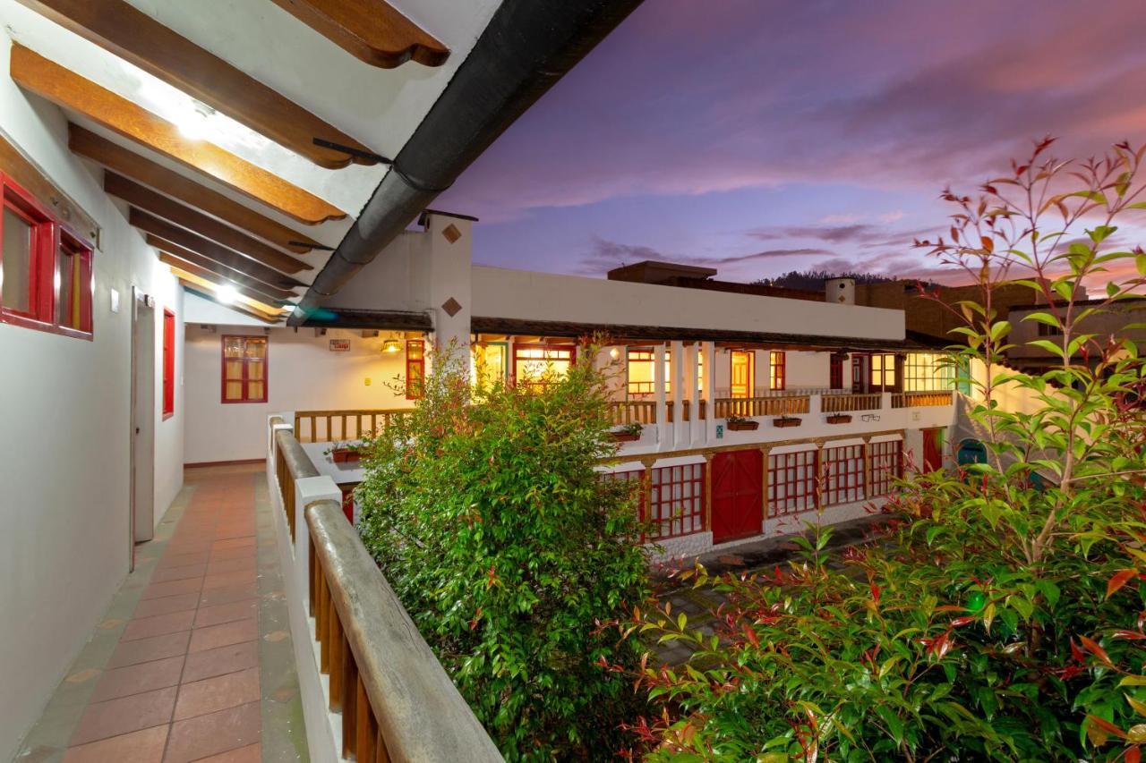 Hotel Acoma Otavalo Esterno foto